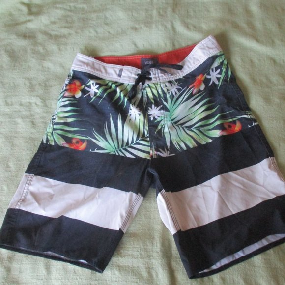 VANS Other - VANS BOARD SHORTS HAWAIIAN Design Sz 30 Zippered Back Pocket